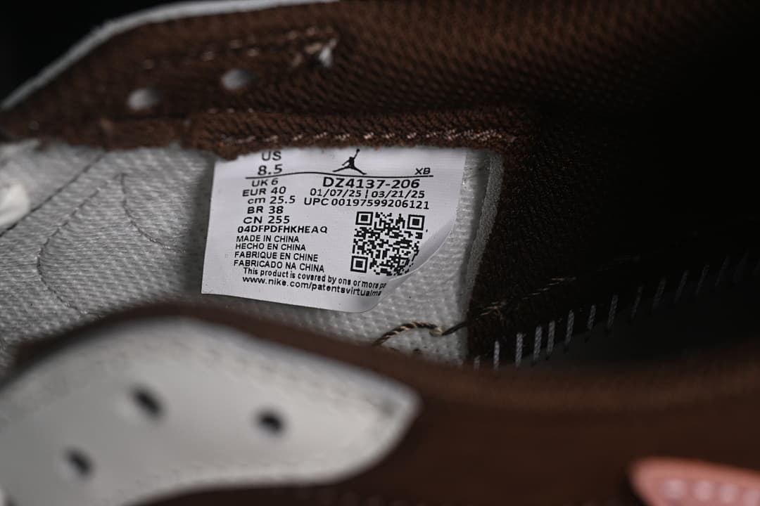 Travis Scott x Air Jordan 1 Low OG AJ1 Reverse Swoosh Low-top Full Grain Leather