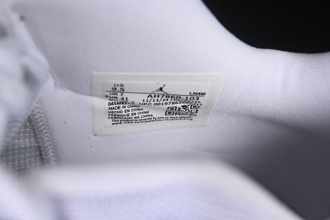 Air Jordan 11 Low 09.jpeg Air Jordan 11 Low