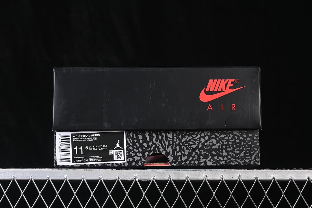 Air Jordan 3 Black Cement