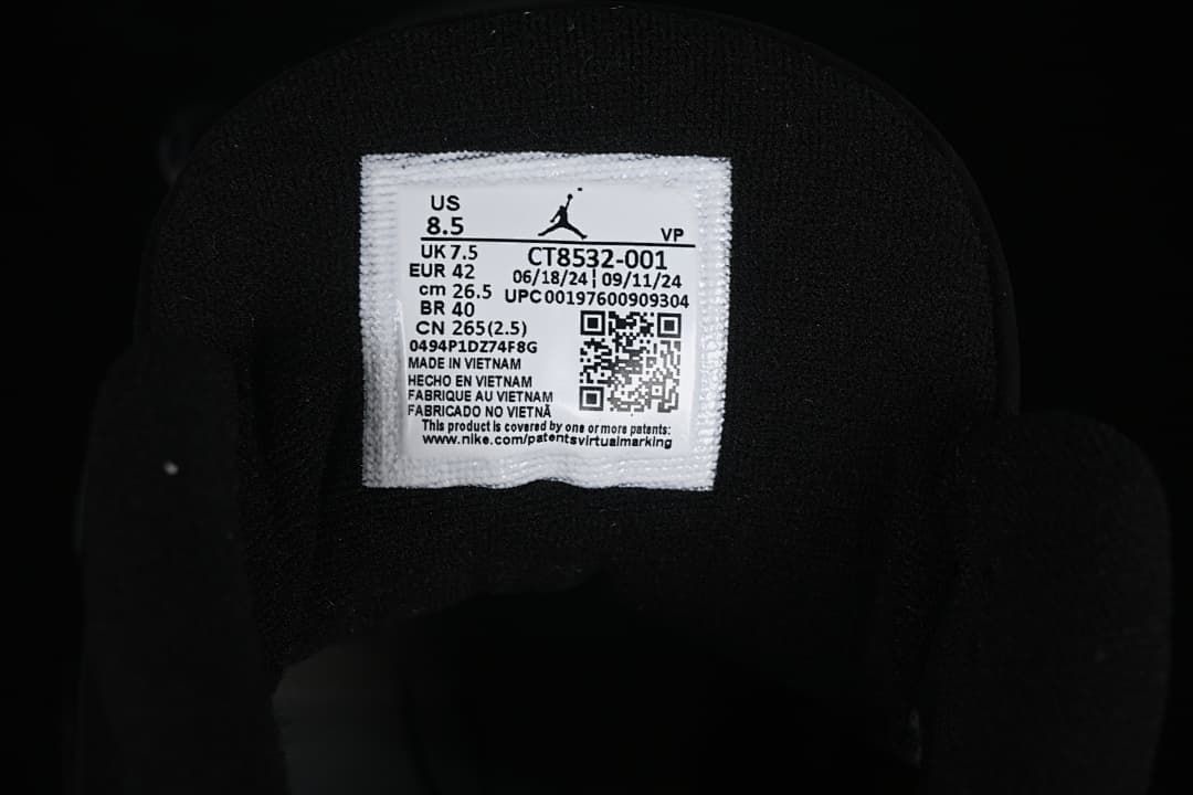 CT8532-001-2 09.jpeg Air Jordan 3 Retro Midnight Navy