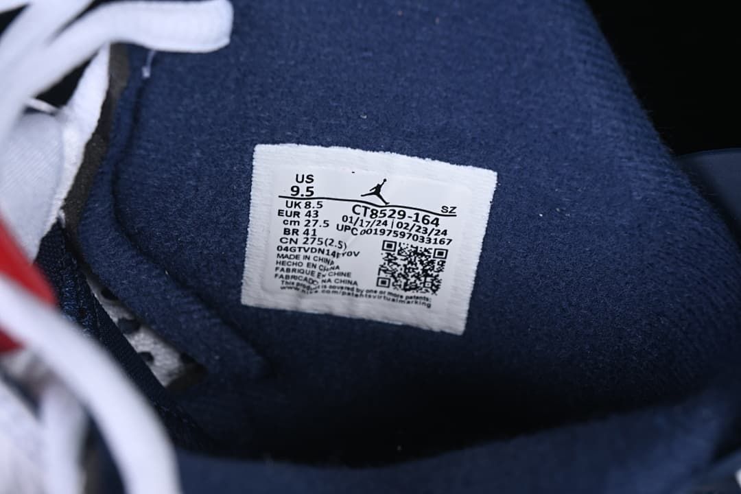 Air Jordan 6 Retro