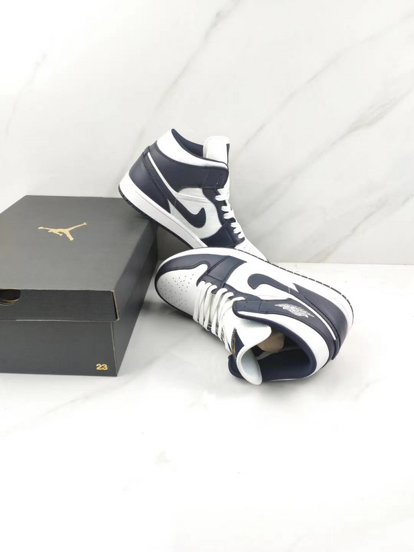 Air Jordan 1 Mid Obsidian/White
