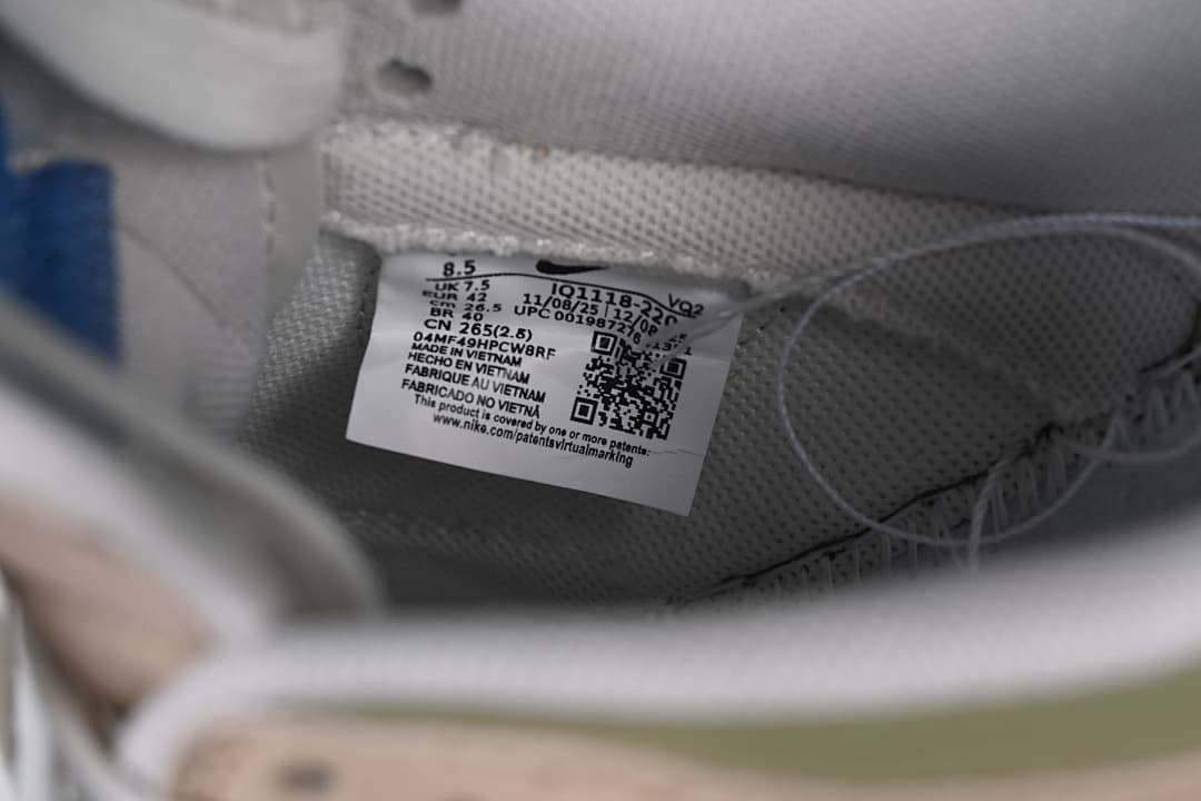 SB Dunk Low Year of the Horse Limited Low-top Casual Skate Shoes