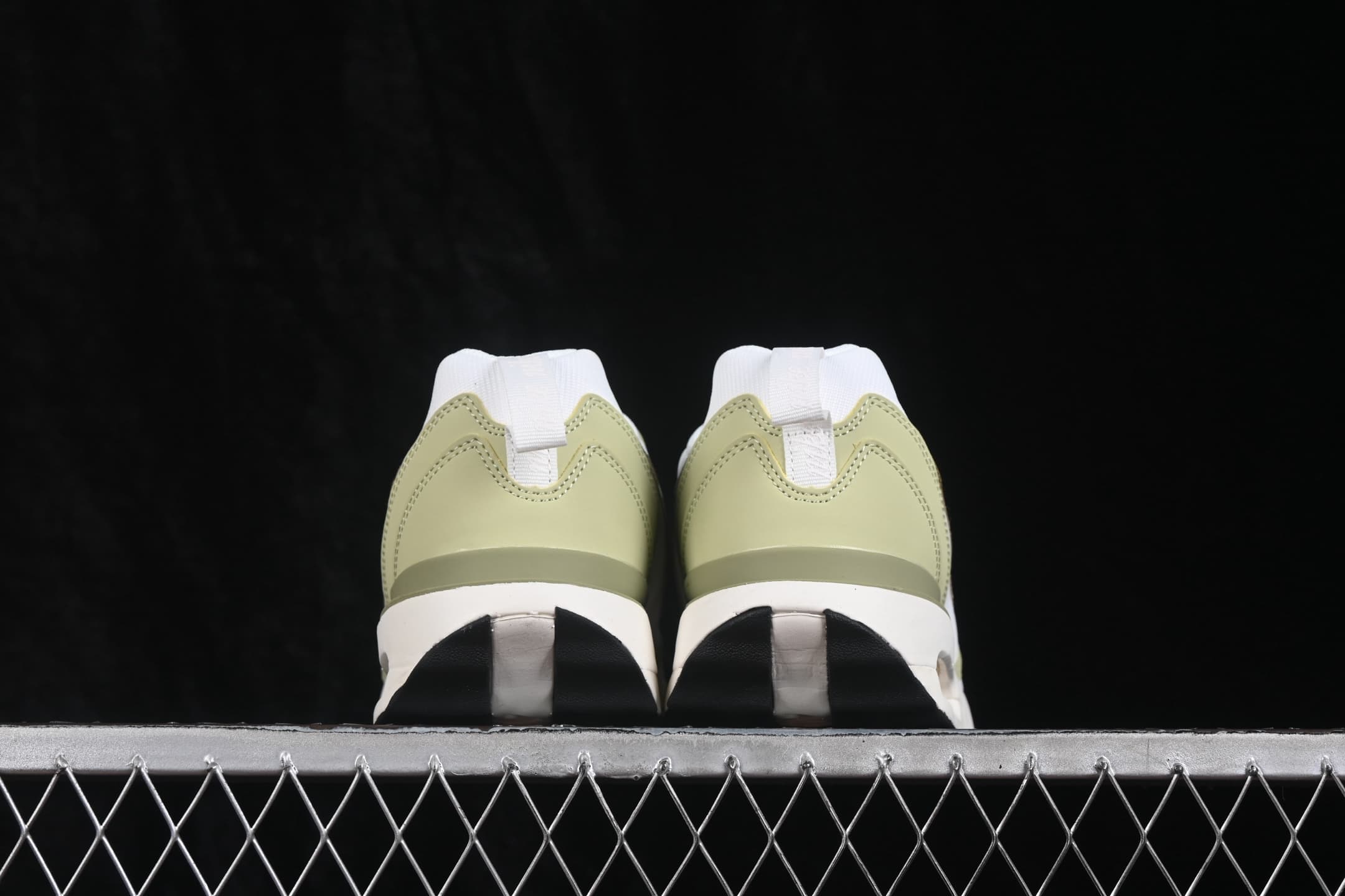 Nike Air Max Dawn New Cushioned Air Cushion Running Shoes