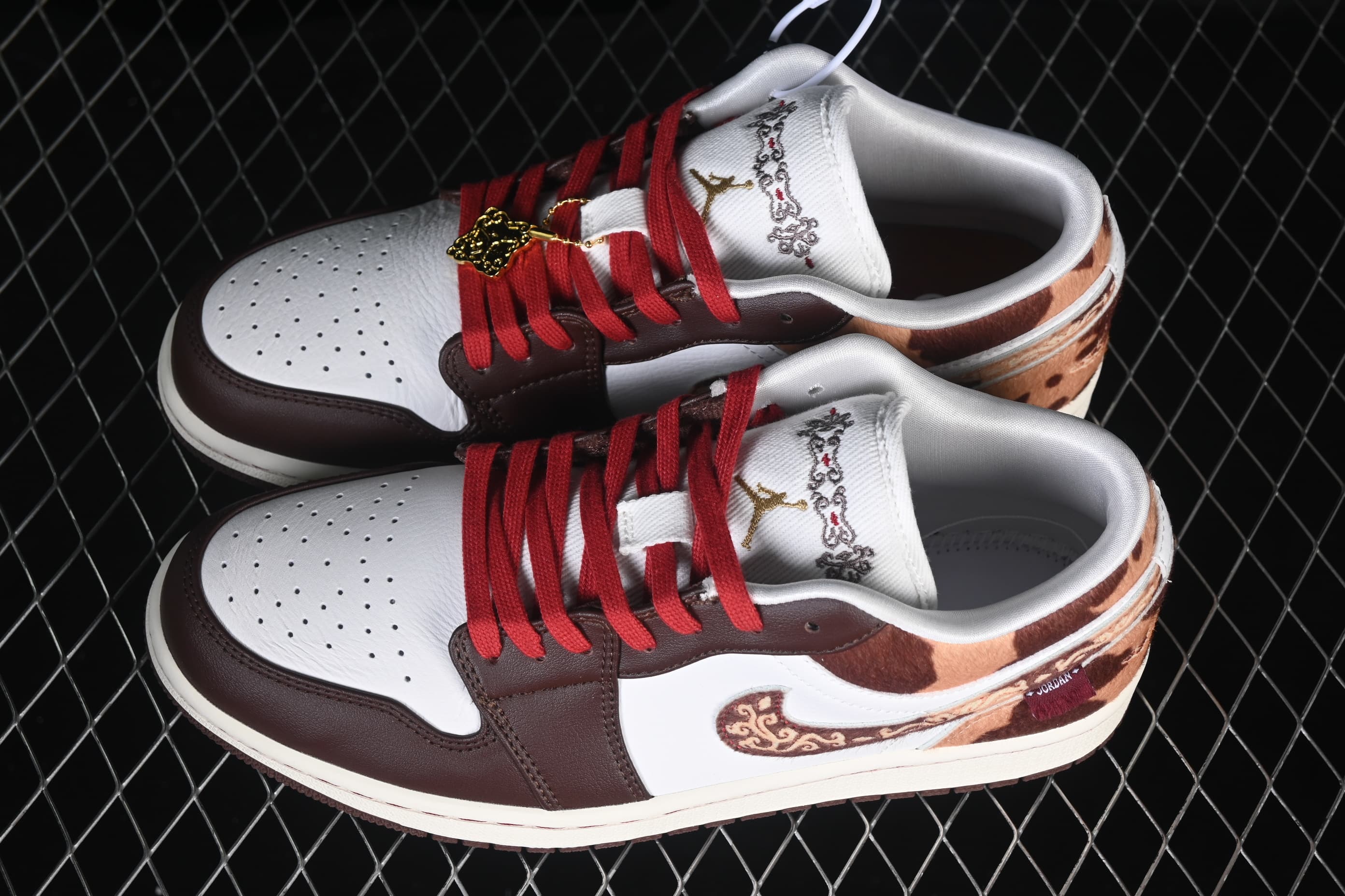 Air Jordan 1 Low Year of the Horse CNY Low-top Retro Basketball Shoes