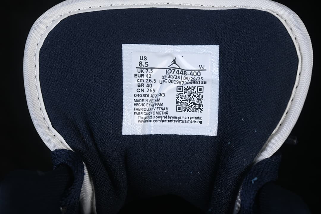 Air Jordan 1 Low Obsidian