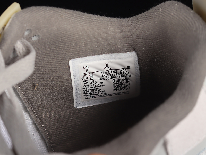 DV3742-021-2 10.jpeg Air Jordan 4 Retro Craft Grey Cement