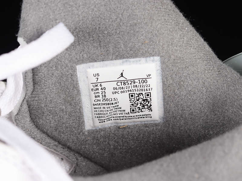 Air Jordan 6 Cool Grey