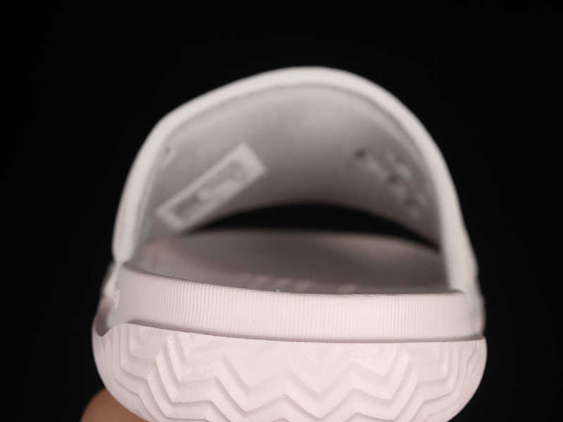 DC9835-600 10.jpeg Air Jordan Play Slides