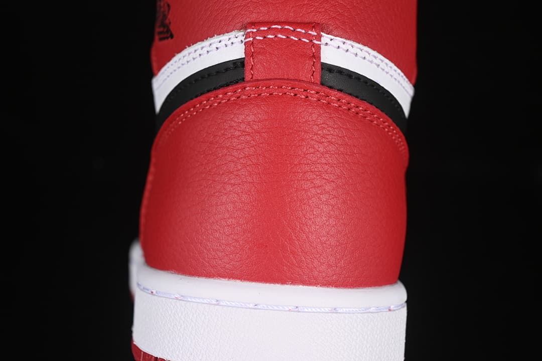555088-125 10.jpeg Air Jordan 1 High Retro OG Black Toe