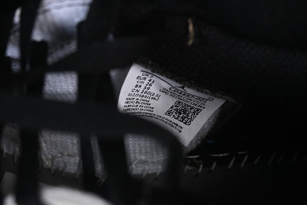 Travis Scott x Air Jordan 1 High OG AJ1 Reverse Swoosh High-top Basketball Shoes
