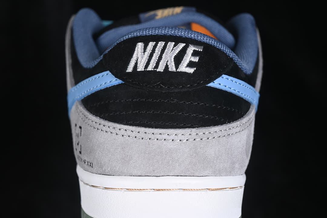 HF3063-002 10.jpeg SB Dunk Low SB Low-top Casual Skate Shoes