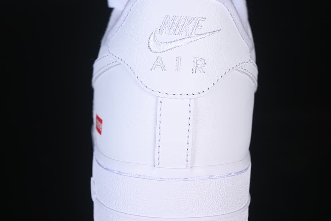 Supreme x Air Force 1 '07 Low Collaboration Air Force 1 Low-top Casual Skate Shoes