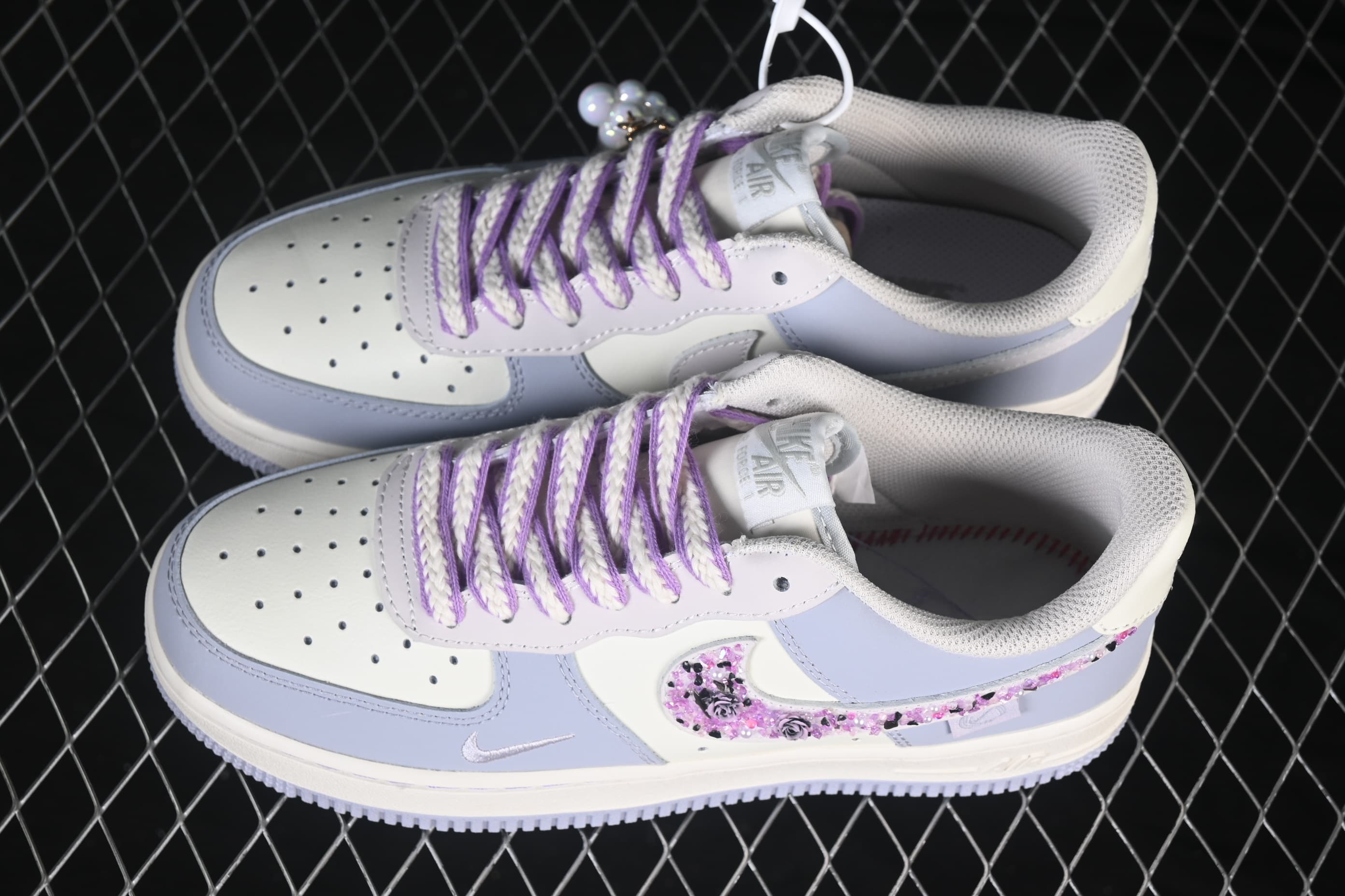 Air Force 1 '07 Low Rose Glitter Hand-painted Graffiti Rose Diamond Air Force 1 Low-top Casual Skate Shoes