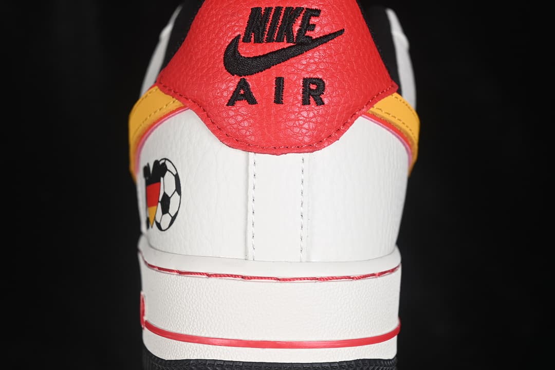 Air Force 1'07 Low Casual Skate Shoes