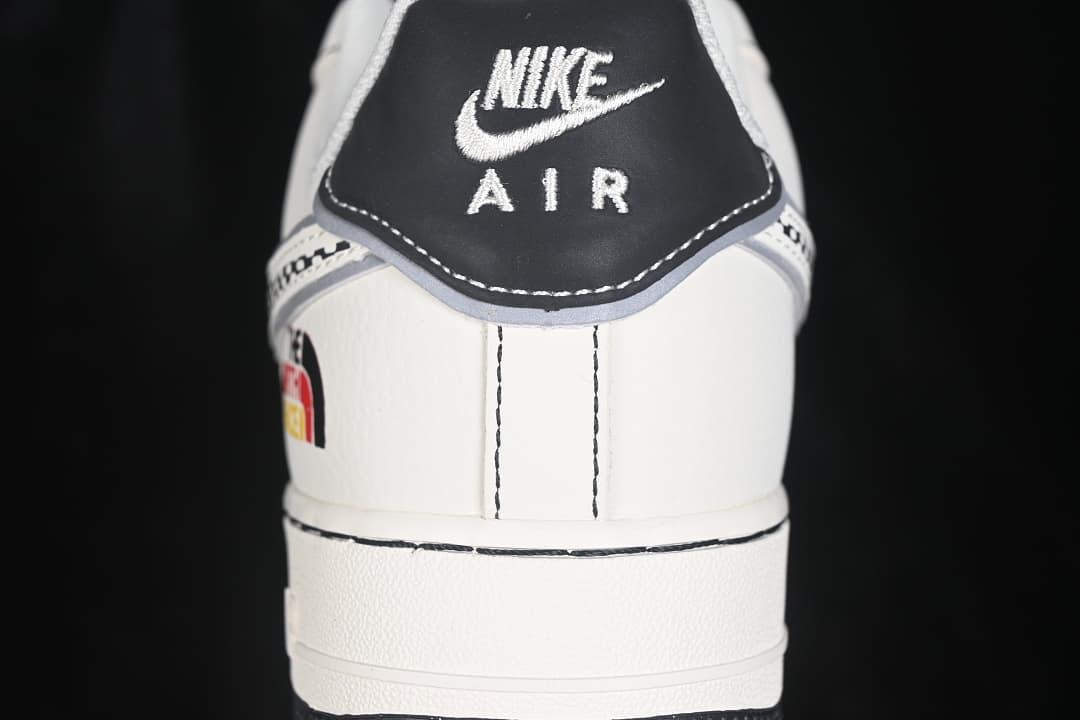 Air Force 1'07 Low Collaboration Casual Skate Shoes