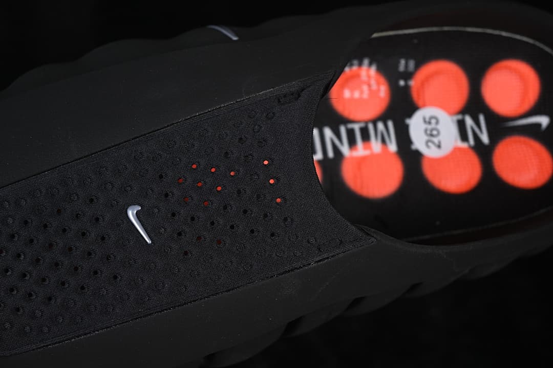 HQ4307-001 10.jpeg Mind 001 Neuroscience Foot Massage Slides