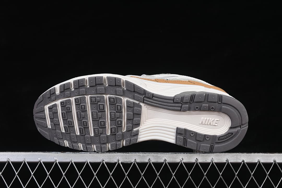 P-6000 Prm Retro Casual Athletic Dad Shoes