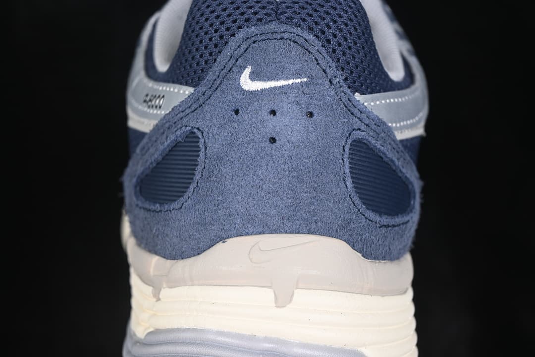 P-6000 SE Retro Casual Athletic Dad Shoes