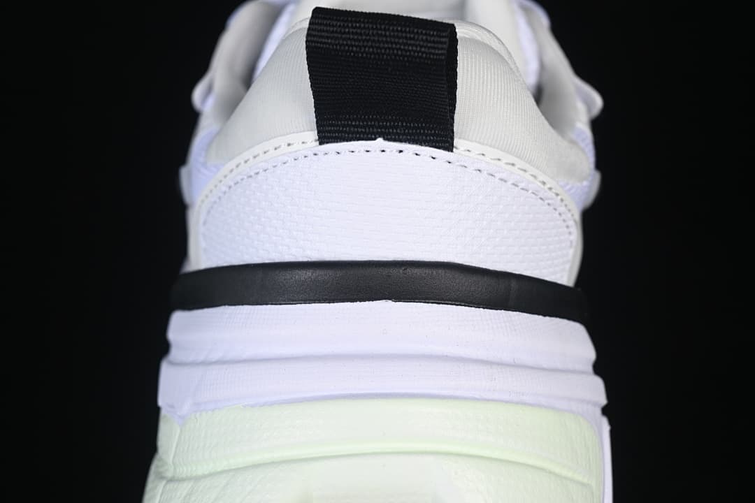V2K Run Cushioned Non-slip Retro Low-top Running Shoes