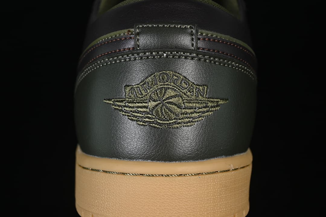 IR0840-325 10.jpeg Air Jordan 1 Low Sea Green