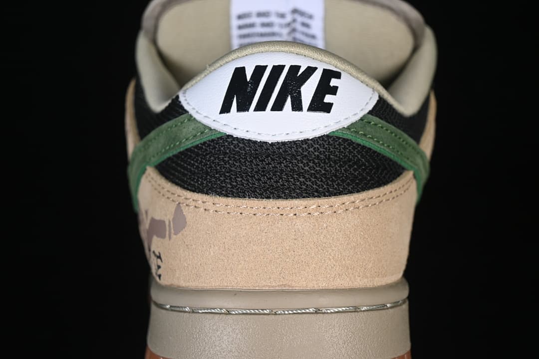 SB Dunk Low Khaki/Black/Green