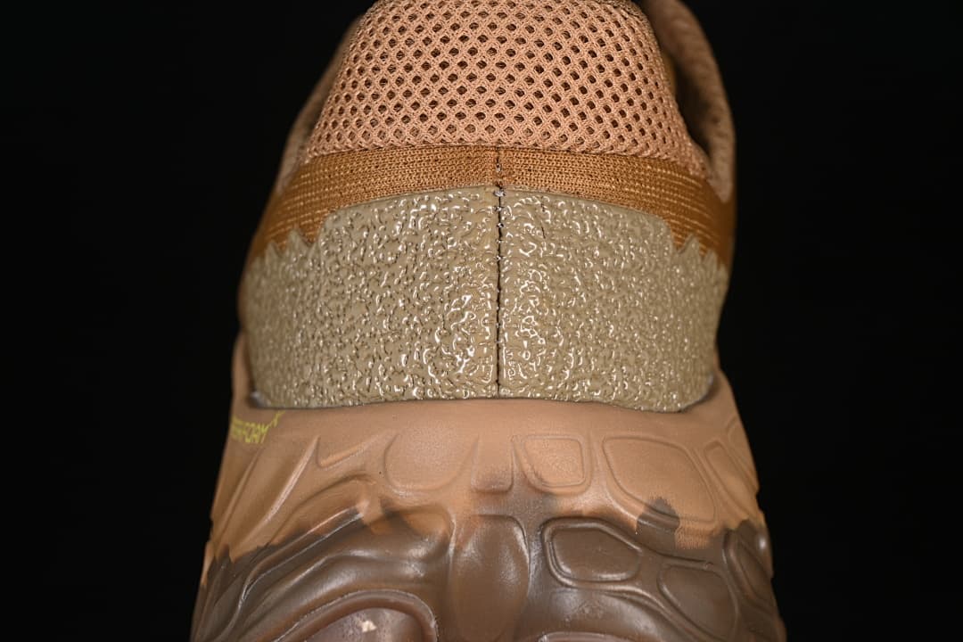 Non-slip Breathable Low-top Running Shoes MTMORNGA