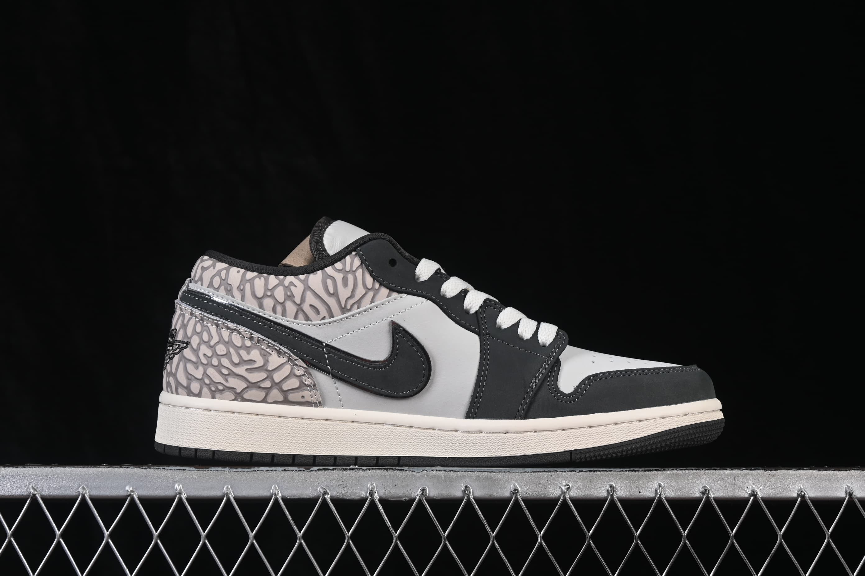Air Jordan 1 Low White/Grey Elephant Print