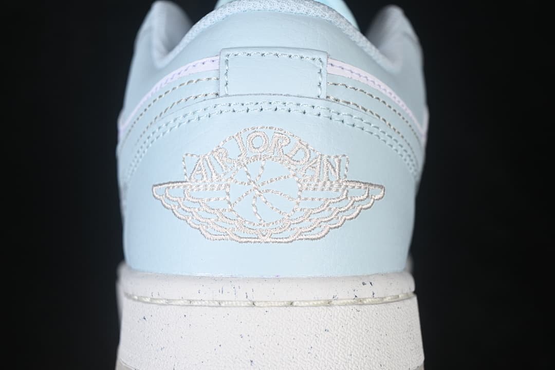 Air Jordan 1 Low Blue/White