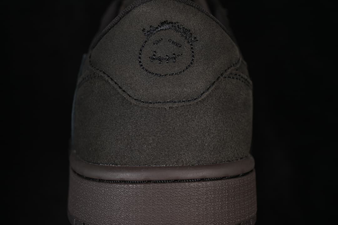 Travis Scott x Air Jordan 1 Low OG AJ1 Reverse Swoosh Low-top Full Grain Leather