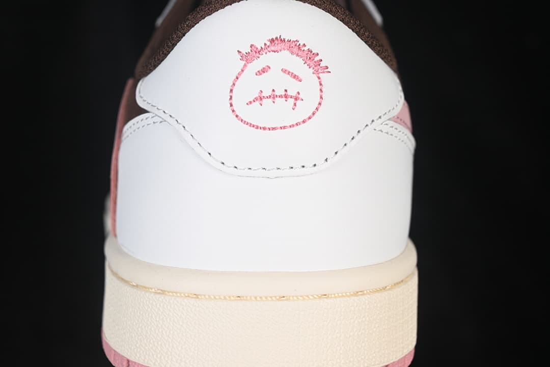 Travis Scott x Air Jordan 1 Low OG AJ1 Reverse Swoosh Low-top Full Grain Leather