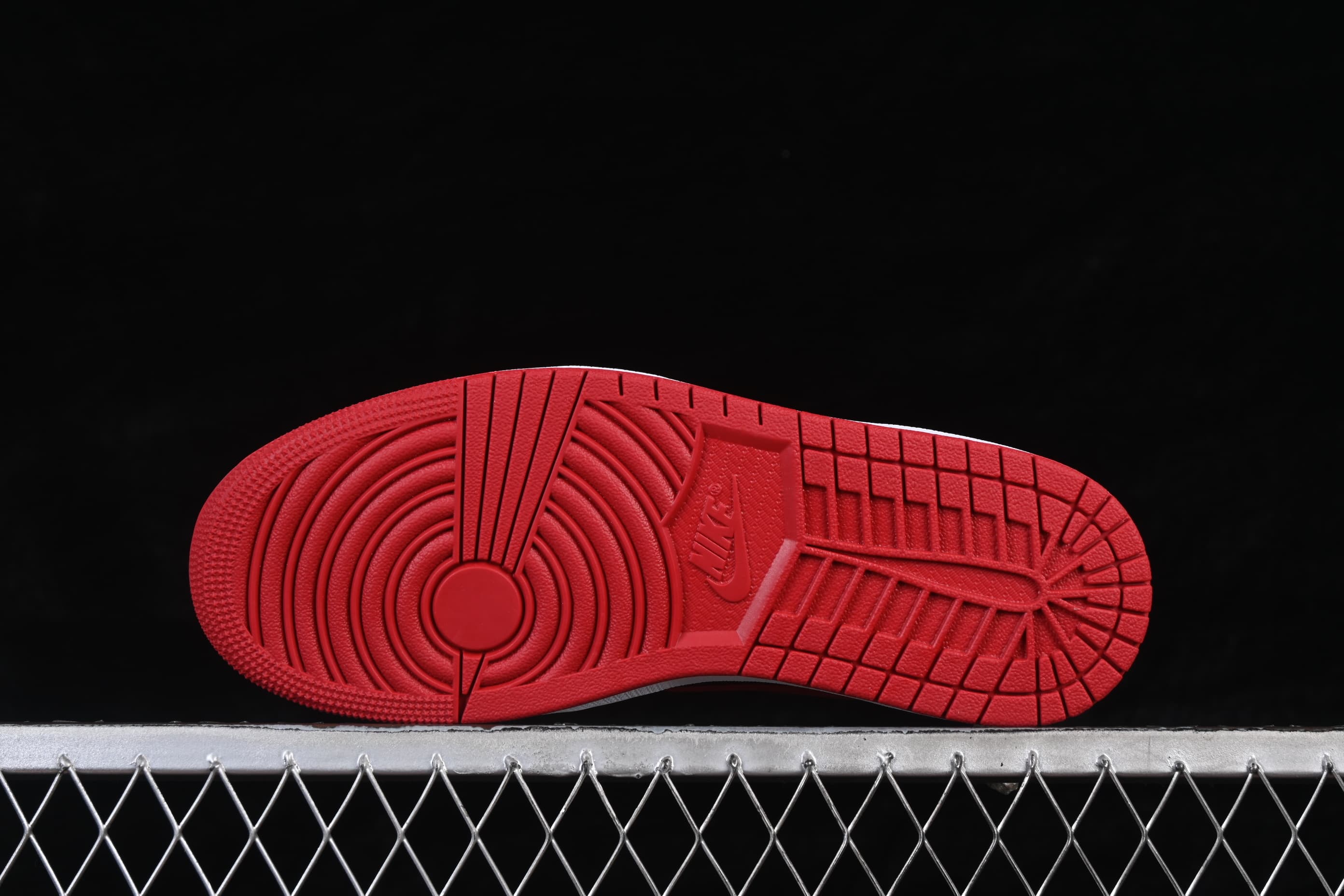 Air Jordan 1 Low Banned Black/Red