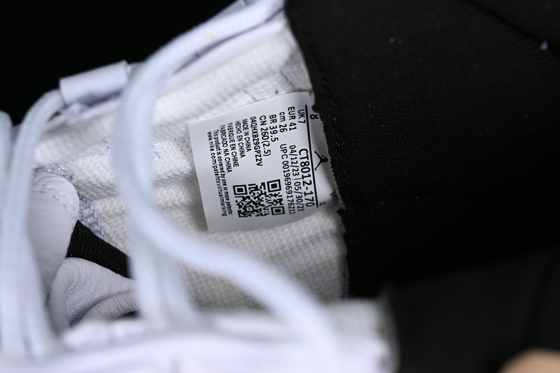 Air Jordan 11 DMP Gold/Black