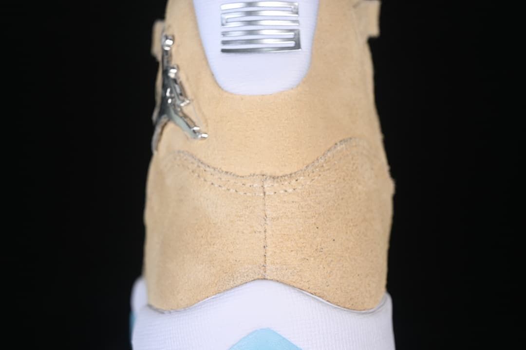 Air Jordan 11