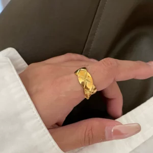 Gold-Tone Textured Ring for Women, Fashionable Statement Finger Ring