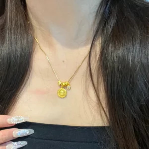Gold Plated Chinese Style Engraved Yellow Wealth God Round Pendant Necklace for Women