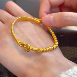 Gold Plated Alloy Ruyi Half Bangle Half Chain Bracelet for Women
