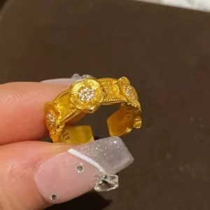 Gold Plated Floral Statement Ring for Women, Fashion Jewelry