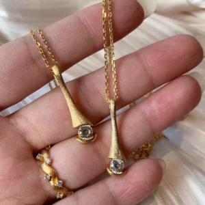 Gold Plated Small Waist Pendant Necklace for Women, Minimalist Fashion Jewelry