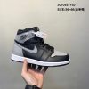 Air Jordan 1 High Black/Medium Grey/White 06.jpeg Air Jordan 1 High Black/Medium Grey/White