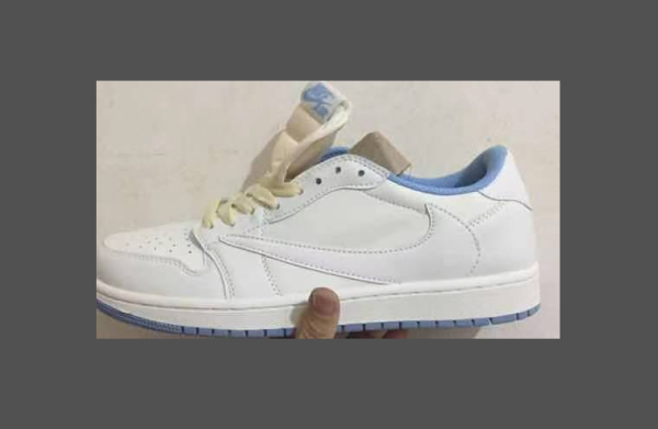 Color-Changing Reverse Swoosh 36-46#