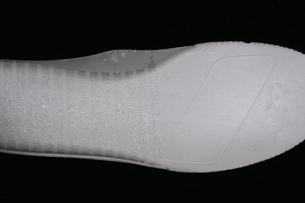 TT0801-603 07.jpeg Fragment Design x Nike Air Force 1 '07 Low White/Gold