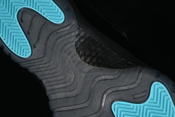 Air Jordan 11 Retro Black