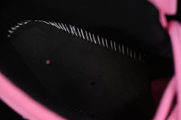Air Jordan 11 Retro Black Pink