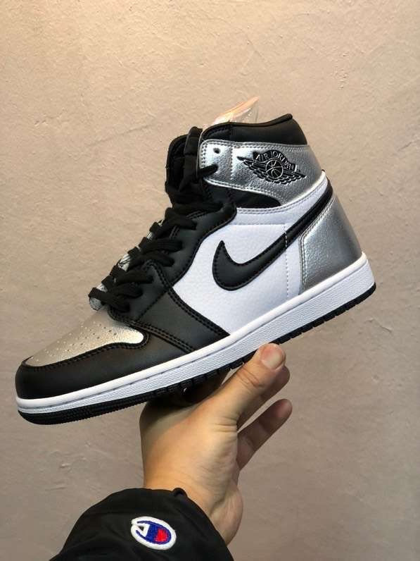 Air Jordan 1 High Black/Metallic Silver 08.jpeg Air Jordan 1 High Black/Metallic Silver