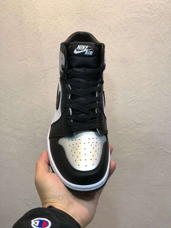 Air Jordan 1 High Black/Metallic Silver 10.jpeg Air Jordan 1 High Black/Metallic Silver