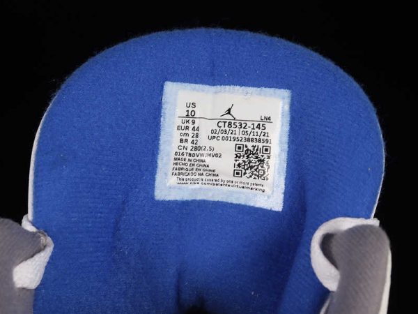 Air Jordan 3 Racer Blue