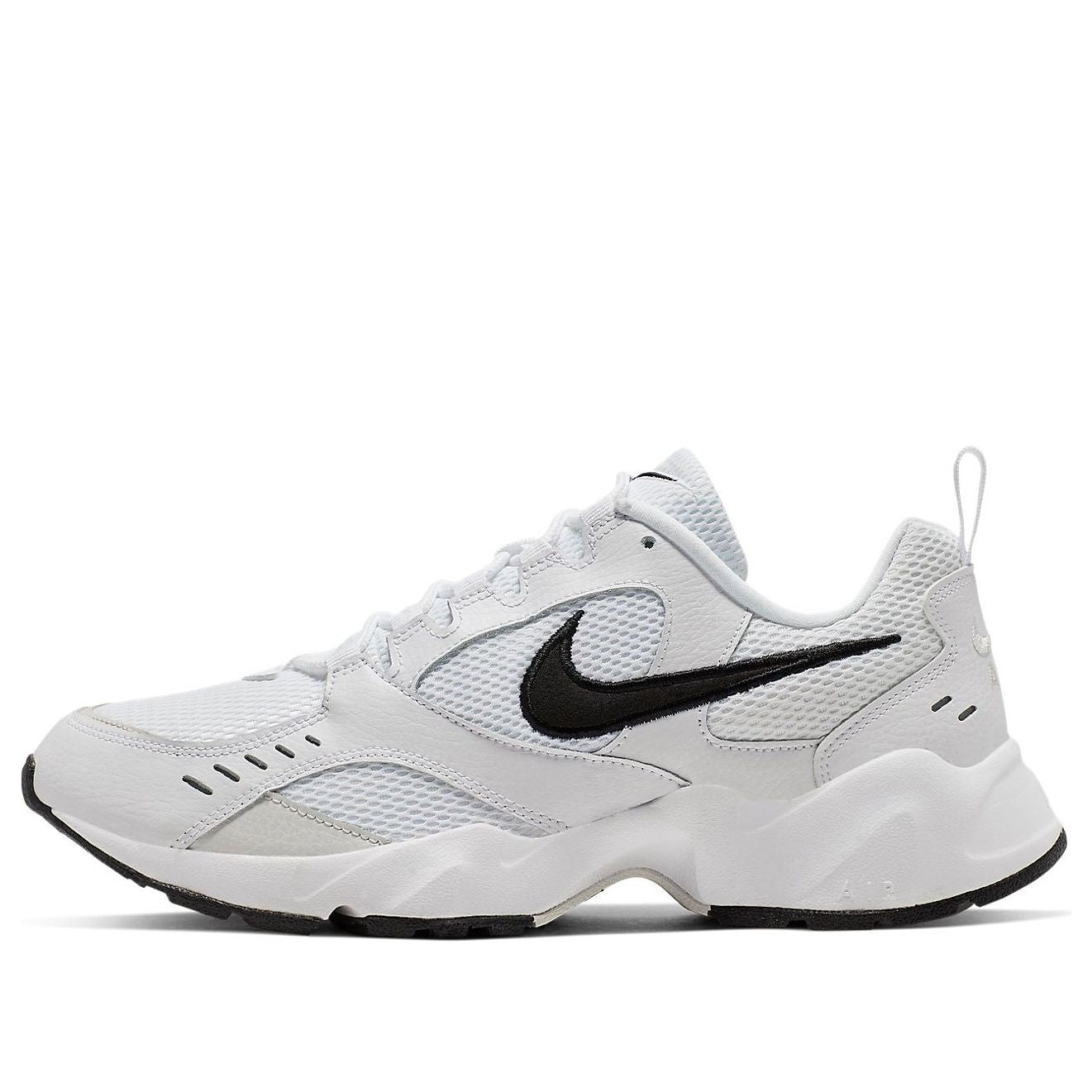 Nike Air Heights White Black