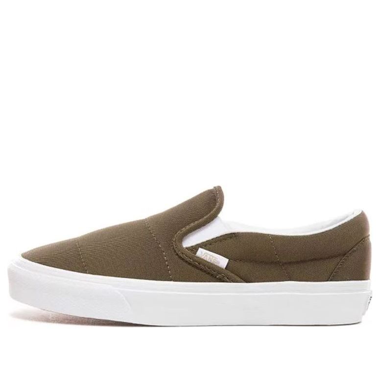 main-square_0d105e2b-acba-4075-9621-e67c71f0e933.jpg Vans Classic Slip-On Puffer - Grape Leaf