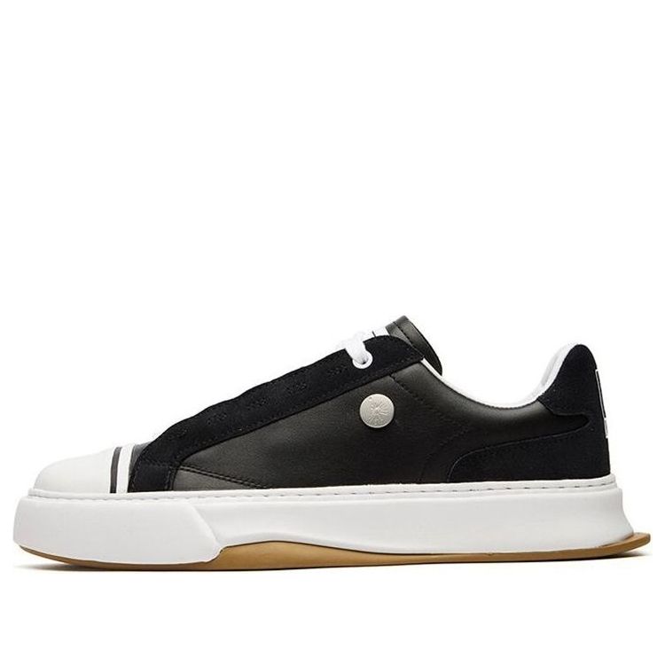 main-square_10ae25c1-7ffb-4eba-bf2c-efc456c5968b.jpg Mihara x FILA Low Sneakers Black